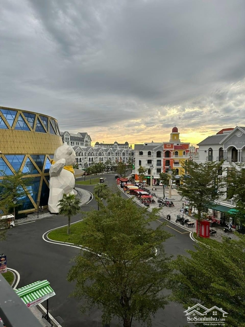 Bán Lỗ Shophouse Grand World Phú Quốc, Kế Căn Góc Đường Lớn, Kinh Doanh Sầm Uất