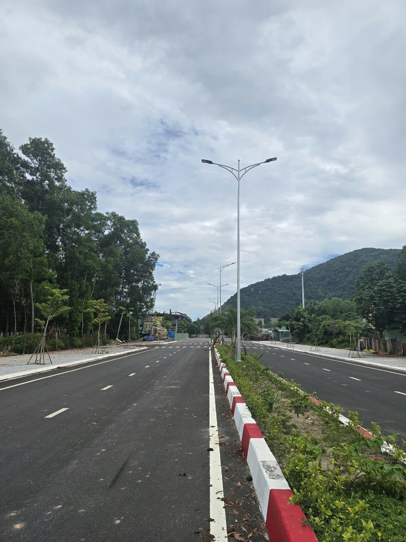 Bán Nhà Liền Kề Xây Thô 1 Trệt 2 Lầu Dự Án Ecotown Phú Mỹ