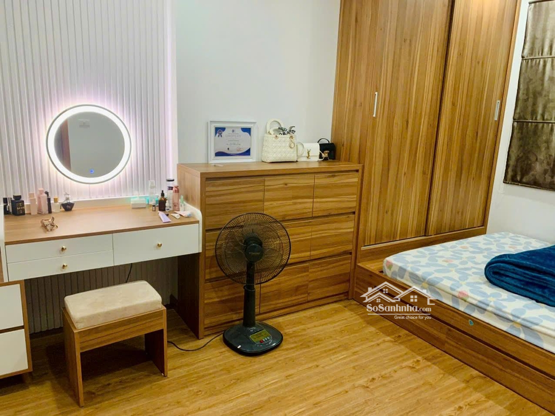 Bán Căn Hộ 2 Phòng Ngủ 2 Vệ Sinh 4,5 Tỷ, 62M2 Tại Iris Garden, Cầu Diễn, Nam Từ Liêm, Hà Nội