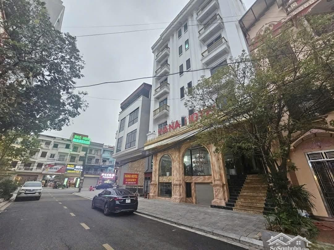 Cần Bán Lô Đấtmặt Tiềnrộng 6,3M Nhìn Khu Vui Chơi, Lỗi Nửa Đường Tại Hòa Đình, Tp Bn. Giá Chỉ 10,X Tỷ