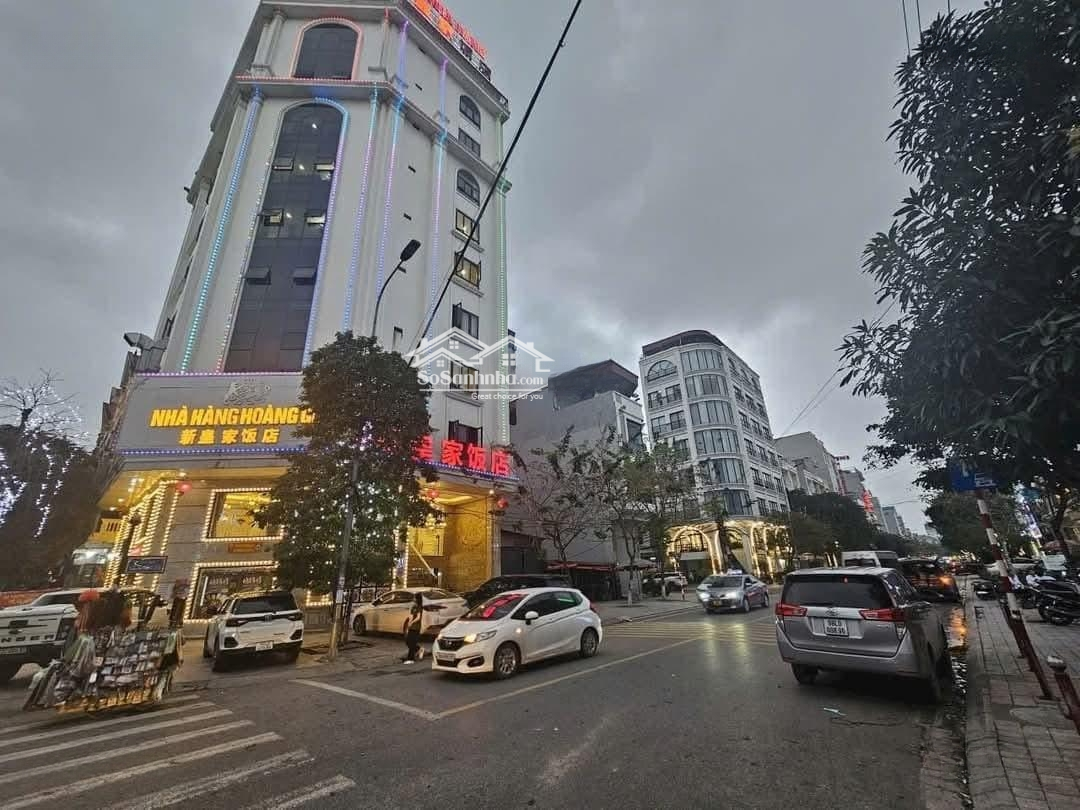 Cần Bán Lô Đấtmặt Tiềnrộng 6,3M Nhìn Khu Vui Chơi, Lỗi Nửa Đường Tại Hòa Đình, Tp Bn. Giá Chỉ 10,X Tỷ