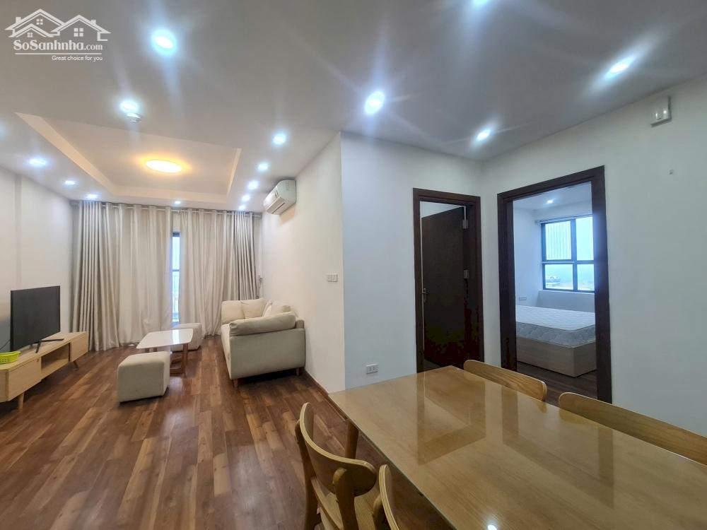 Em đang trống căn 2 ngủ chung cư Goldmark City 136 Hồ Tùng Mậu ở luôn 12tr/tháng