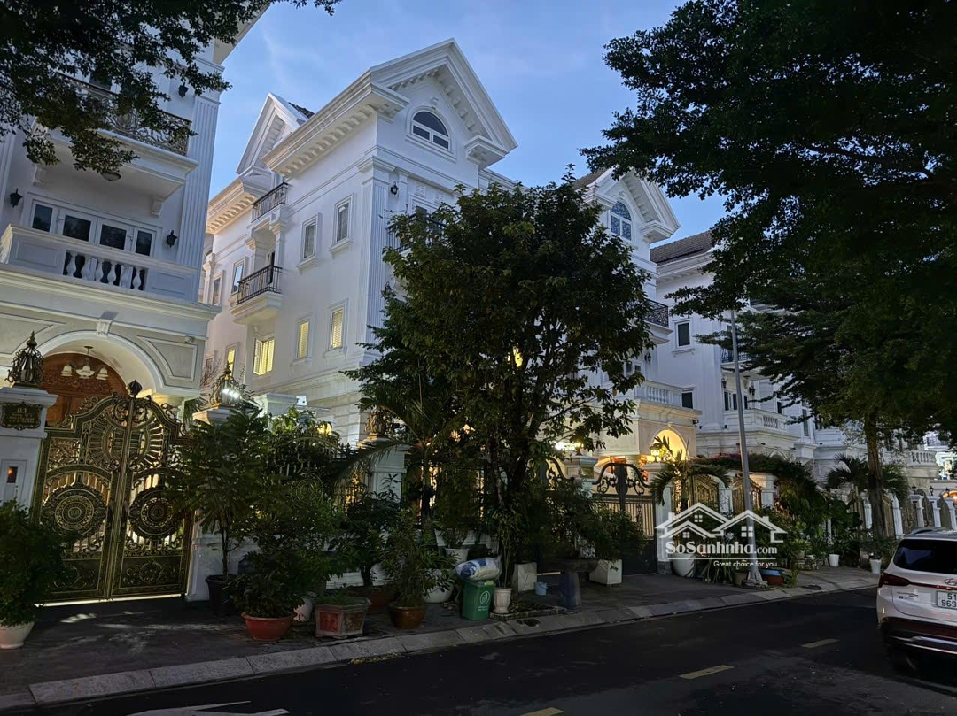 Cần Bán Căn Nhà Góc 2 Mặt Khu Cityland Garden Emart, Phường 5, Gò Vấp Dt: 14 X 20M