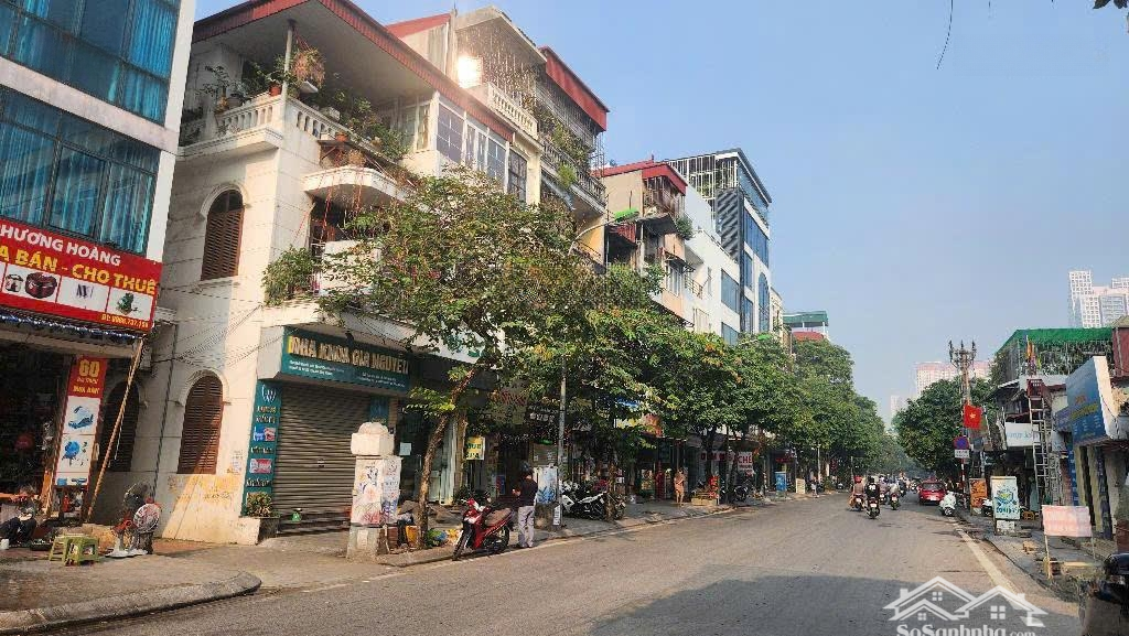 Siêu Hiếm - Ô Tô Dừng Đỗ - Ô Tô Ngủ Trong Đất - Lô Góc - An Thắng - Biên Giang - Hà Đông