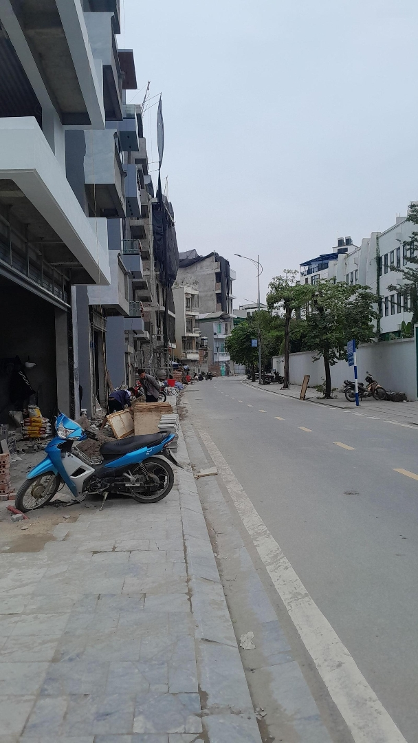 Bán Nhà Ngô Thì Sỹ, Vạn Phúc, Hà Đông, Hà Nội, 33M2, Ô Tô Đỗ Cửa Ngày Đêm - Kinh Doanh Tốt