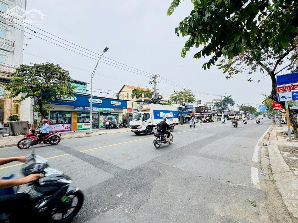 Bán Tòa Nhà 1 Hầm 7 Tầng Mặt Tiền Đặng Văn Bi,Trường Thọ,Thủ Đức DT:300m2(12,5mx25m)-Giá 72 Tỷ