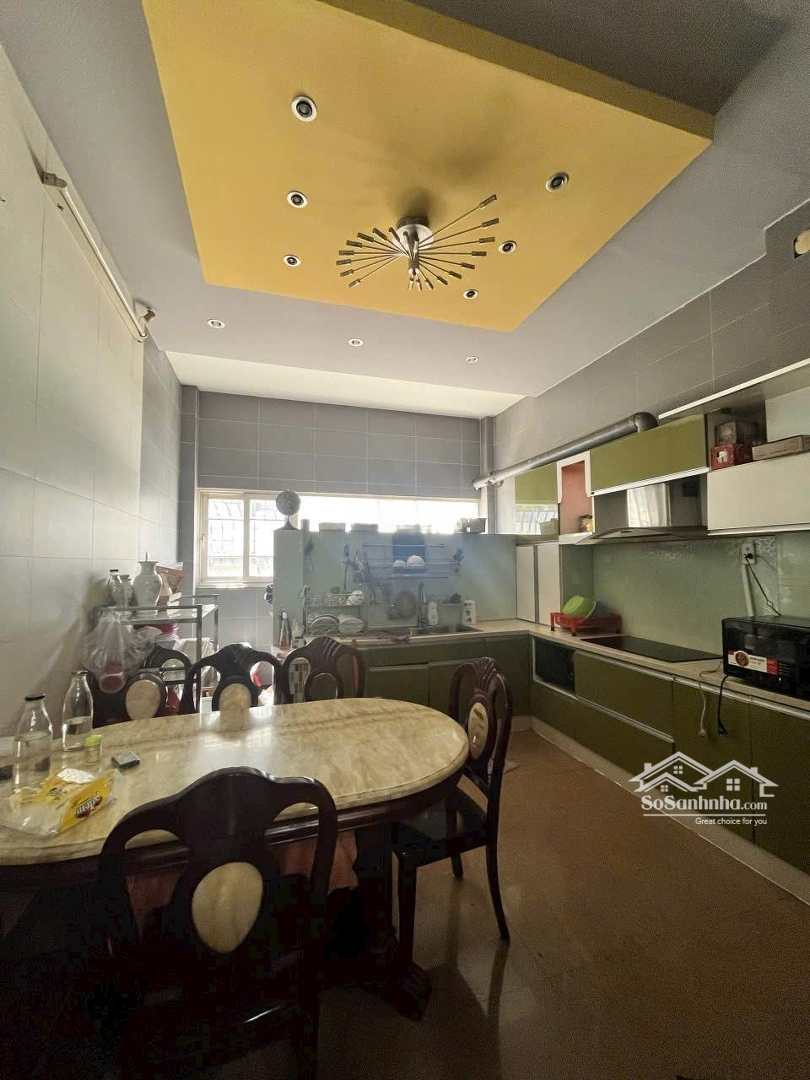 Nhà 3 Tầng Đúc Hẻm Xe Hơi Đậu Ngày Đêm 50M2 Ngang 4M X 12M Sổ Vuông Vị Trí Sát Quận 1 Dưới 7 Tỷ