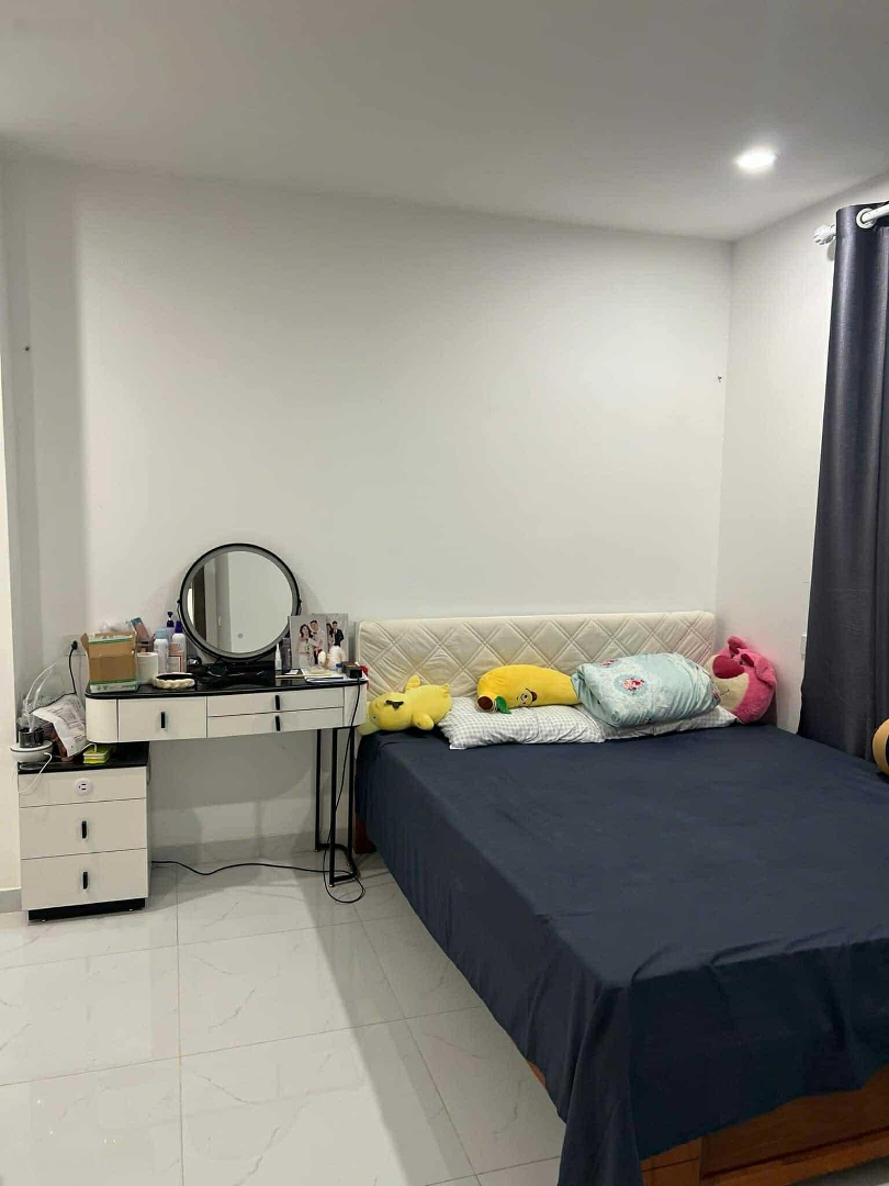 Cần Bán Căn Chung Cư Tầng 21/25 Tại Blue Star Trâu Quỳ. Đã Hoàn Thiện Nội Thất. Giá Mềm Nhất