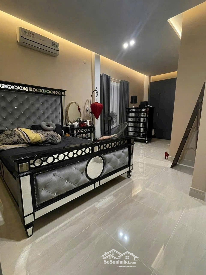 Nhà Bán Đẹp Mua Ăn Tết Phạm Thế Hiển Q8