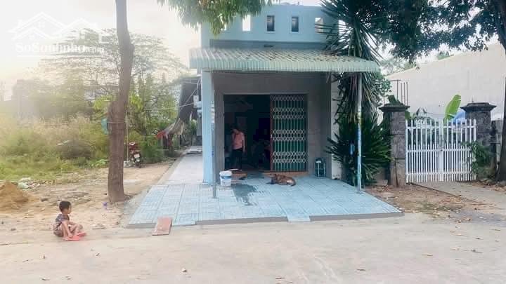 Căn trọ đường DL11, vị trí gần công ty, gần trường học. Thu nhập 8tr/1tháng đang thuê kín
