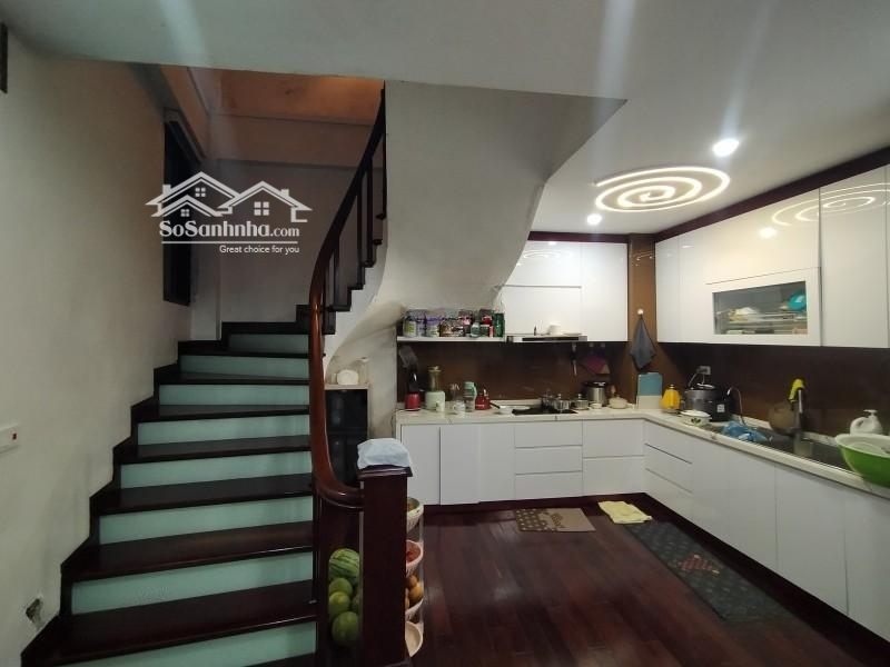 Bán Nhà Riêng Tại Khu Đô Thị Việt Hưng, 11,8 Tỷ, 80M2, Giá Ưu Đãi Uy Tín