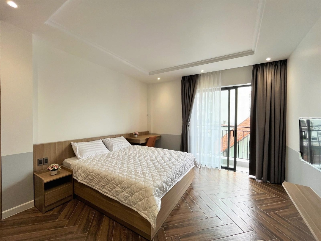 Căn Hộ Cao Cấp - Full Service - Hầm Xe Thang Máy Bảo Vệ - Dịch Vụ Dọn Dẹp 2Lần/Tuần - Trung Tâm Bt
