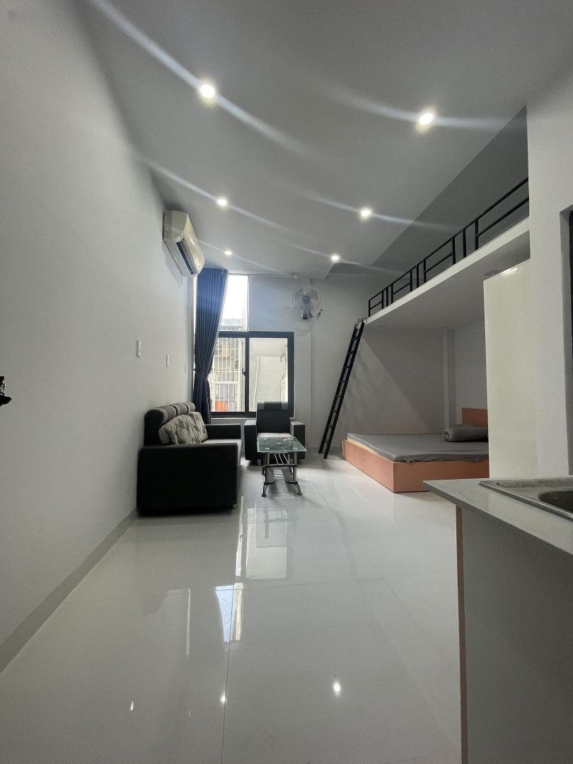 Cho Thuê Phòng Trọ Có Gác Mới Xây, Quận 10 - Gần Đại Học Kinh Tế Ueh