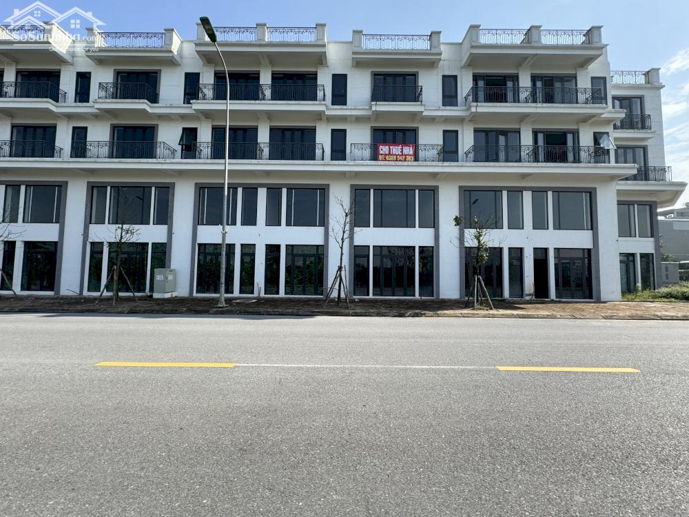 Cần bán gấp 80,6m2 Shophouse Metropolitan - Mặt phố Nguyễn Mậu Tài. Hai mặt đường trước sau
