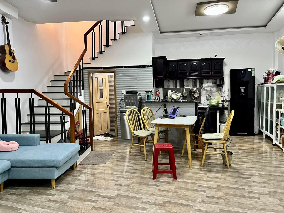 Hạ Giá Bán 100 Triệu, Bán Nhanh Nhà 3 Tầng 3 Mặt Kiệt Thông Thoáng Đường Huỳnh Ngọc Huệ, Thanh Khê, Đà Nẵng