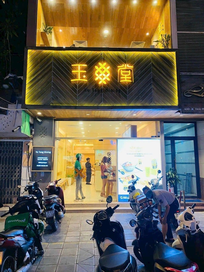 Cho Thuê Nhà Mặt Phố Nguyên Hồng, Đống Đa, Hn,Diện Tích60M2X5T,Mặt Tiền6M, Đoạn Kd Đẹp Nhất, Vỉa Hè Rộng