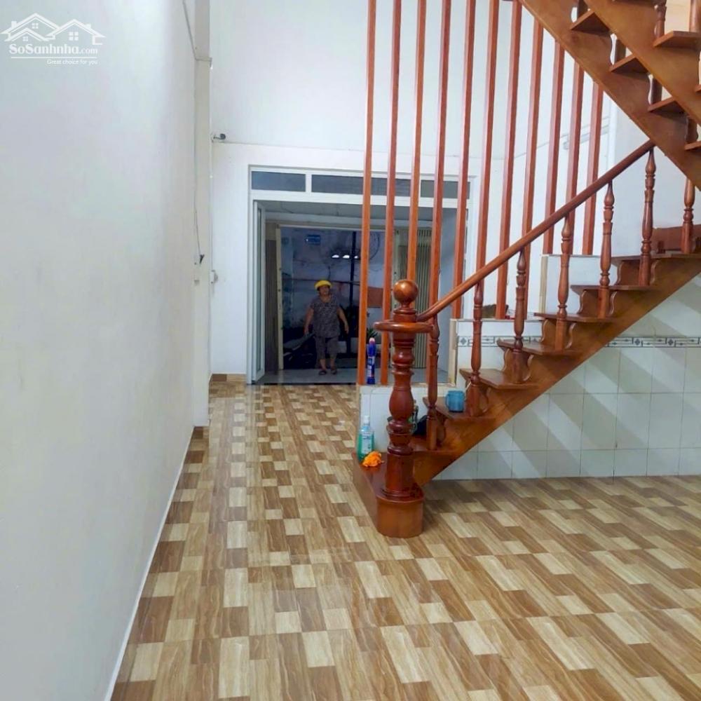 Bán nhà Lê Văn Quới, gần ngã tư 4 Xã, 66m2(4*16.5), giá chỉ 3.95 tỷ