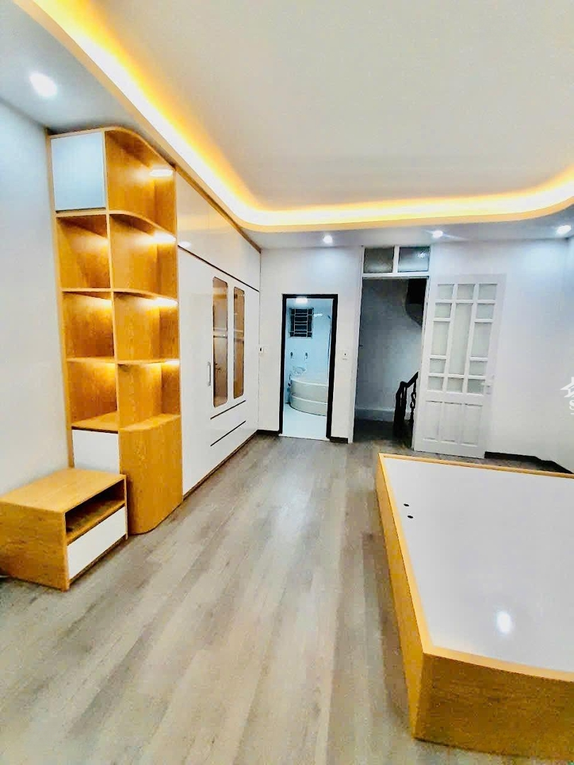 Chính Chủ-Số Nhà 7 Ngõ 322/139 Đường Mỹ Đình- Diện Tích: 40M Giá Bán 8.15 Tỷ-Cách 10M Ra Mặt Phố -Ngõ Thẳng Tắp-