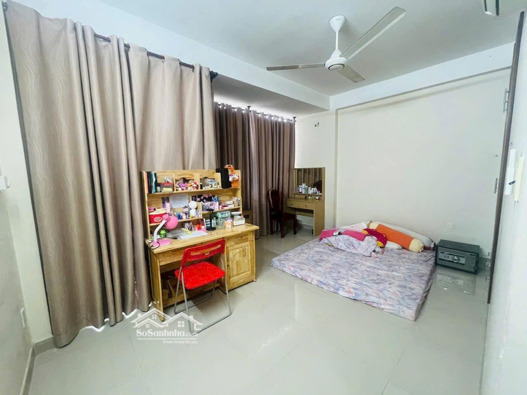 Bán Gấp Nhàhẽm Xe Hơi8M Đường Tân Hoá.quận 6.Giá Cực Tốt Chỉ 3Tỷ680/60M2.Sổ Hồng Riêng.tiện Cho Thuê
