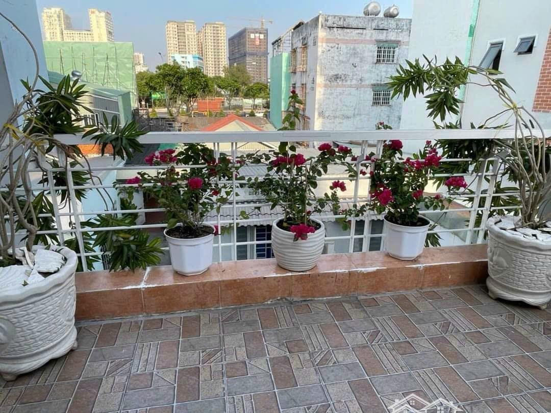 Bán Nhà Mtkd, 70M2, Hẻm Nhựa Xe Tải Thông Giá Chỉ 8.799 Tỷ Ngay Gần Lotte Mart Quận 7
