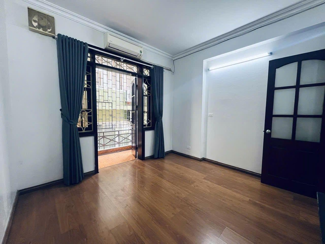 Cho Thuê Nhà Nguyên Căn 4 Tầng, 3 Phòng Ngủ Ở Xuân Diệu, Tây Hồ
