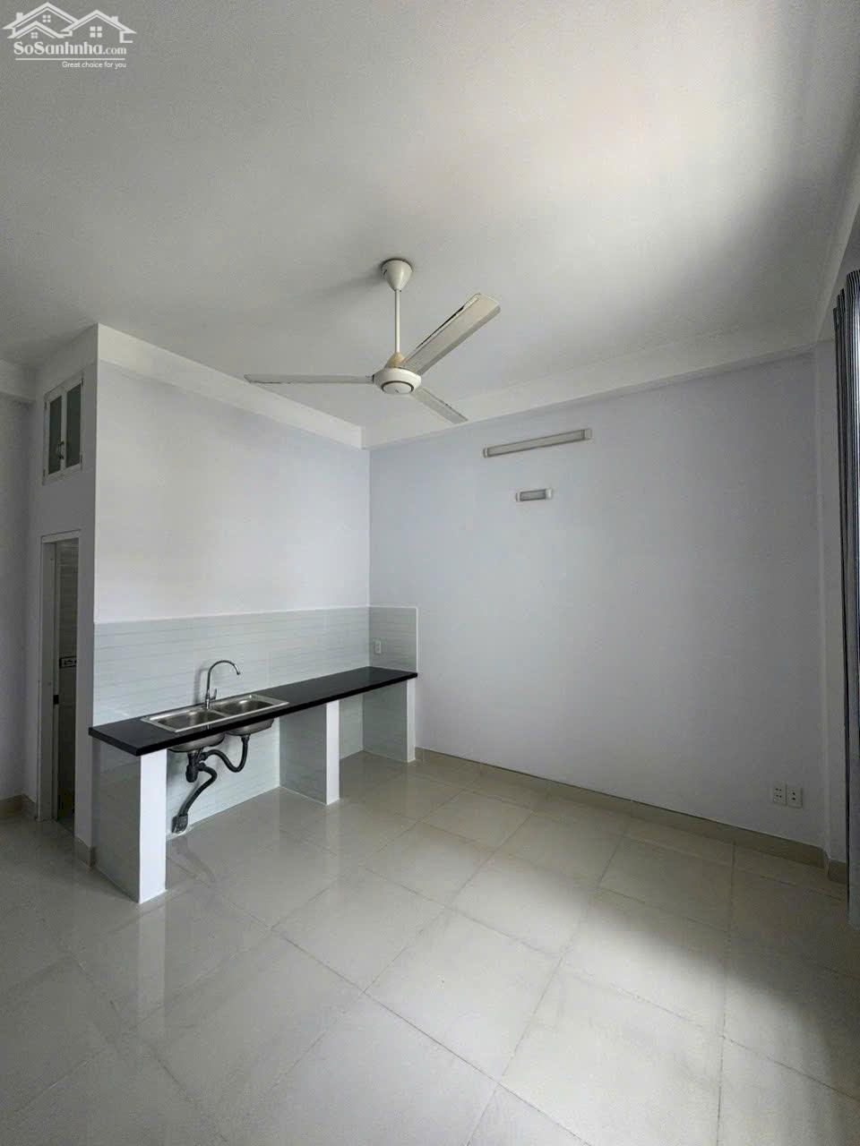 Cho thuê nhà nguyên căn ( hoặc bán), nở hậu tại 322 Tống Văn Hên, Phường 15,Quận Tân Bình, TP HCM