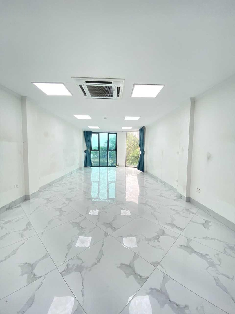 Cho Thuê Văn Phòng Hạ Đình, 70M2/Tầng, Sàn Thông, View Thoáng