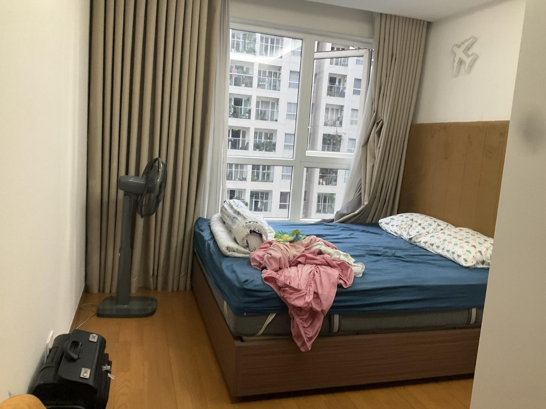 Bán Căn Hộ Sky Center - Phổ Quang , 80M2, ( Căn Góc ) 2 Phòng Ngủ, 2 Vệ Sinhfull Nt Giá Bán 4Ty7 . Liên Hệ:0933481089