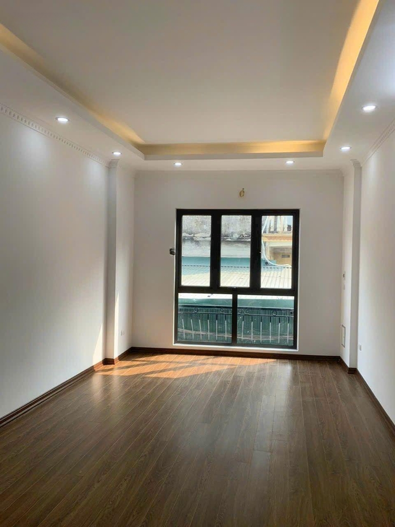 Bán Nhà Tam Trinh Mới Đẹp Không Tì Vết, Sát Vách Time City