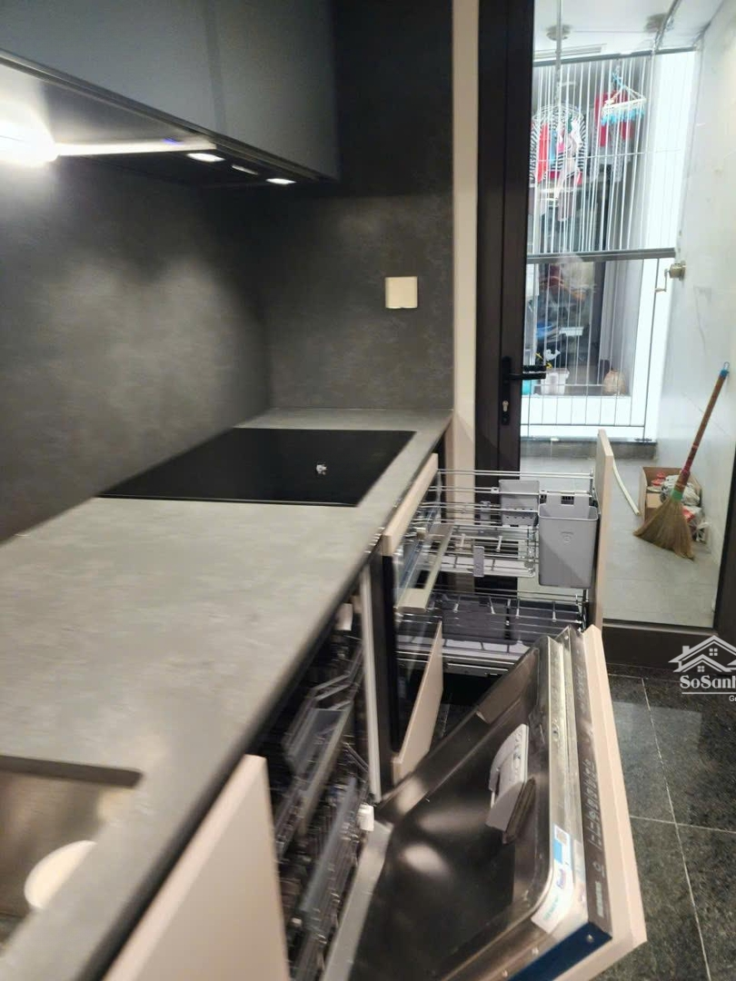 Bán Cc 3 Phòng Ngủ 2 Vệ Sinh 111M2, Giá Siêu Hời 20,5 Tỷ Tại Vinhomes Metropolis, Ba Đình, Hà Nội