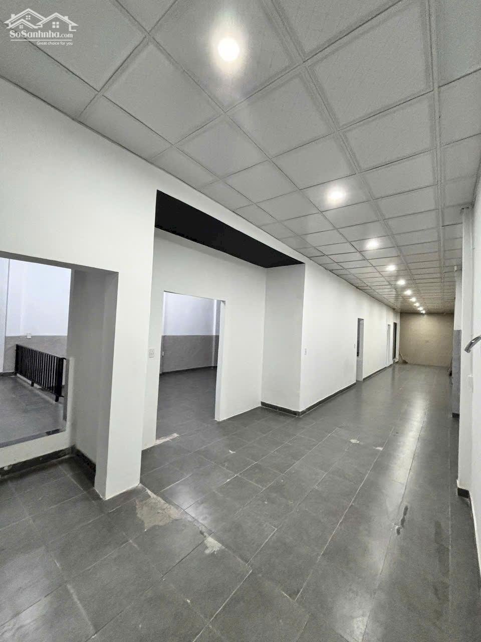 Cho thuê nhà 2 tầng mặt tiền gần khu Phố Hàn- Sơn Trà