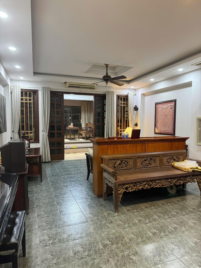 Nhà Mặt Phố Nghi Tàm Tây Hồ Kinh Doanh 2 Thoáng Vĩnh Viễn Oto Đỗ Cửa Ngày Đêm 164M 5 Tầngmặt Tiền5.3M