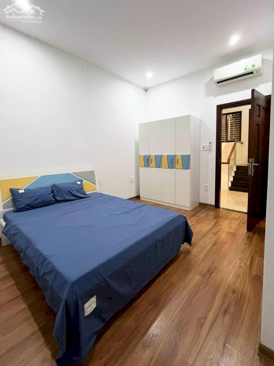 Cho thuê nhà 4 tầng mới 100% sát Lý Thái Tông, Thanh Khê