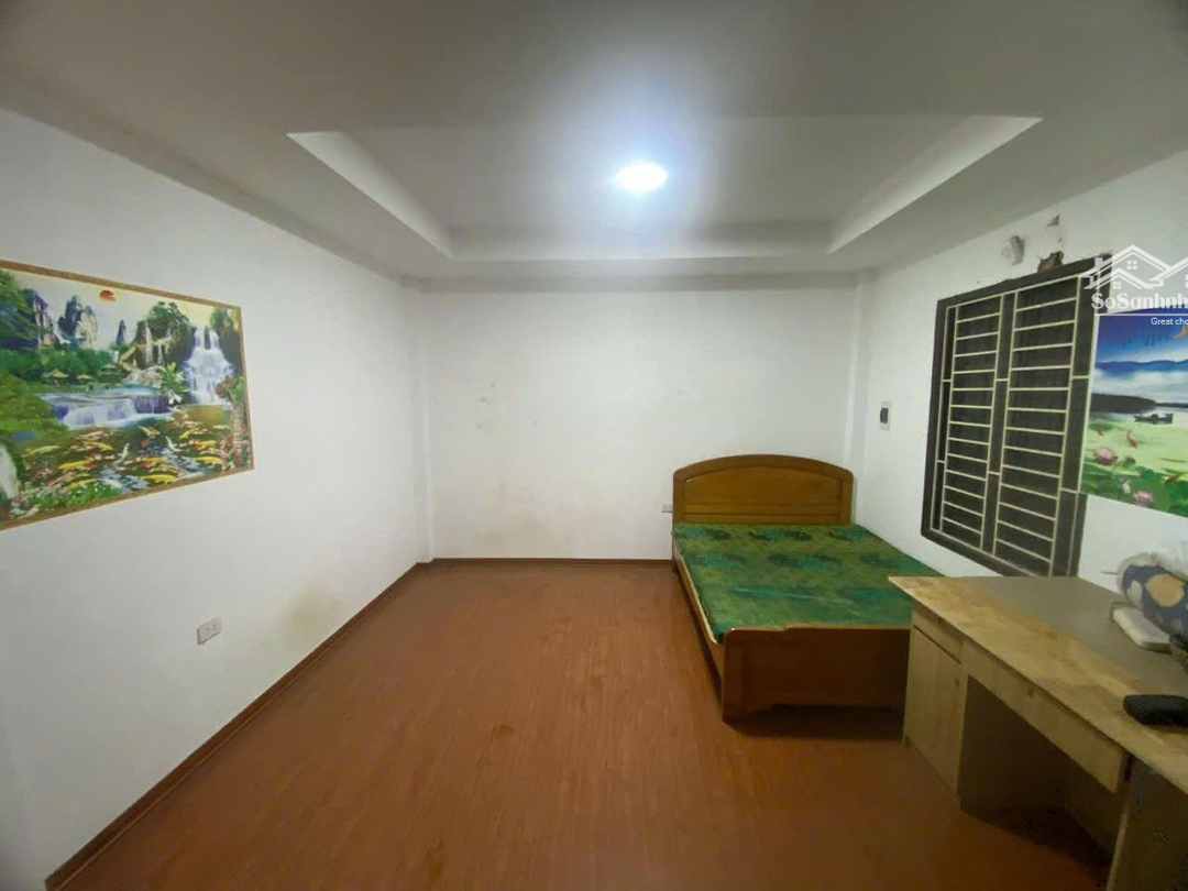 Cho Thuê Nhà Riêng Ngõ 145 Phúc Lợi
Đầy Đủ Nội Thất 33Mx3 Tầng Đầy Đủ Nội Thất 6 Triệu/Tháng