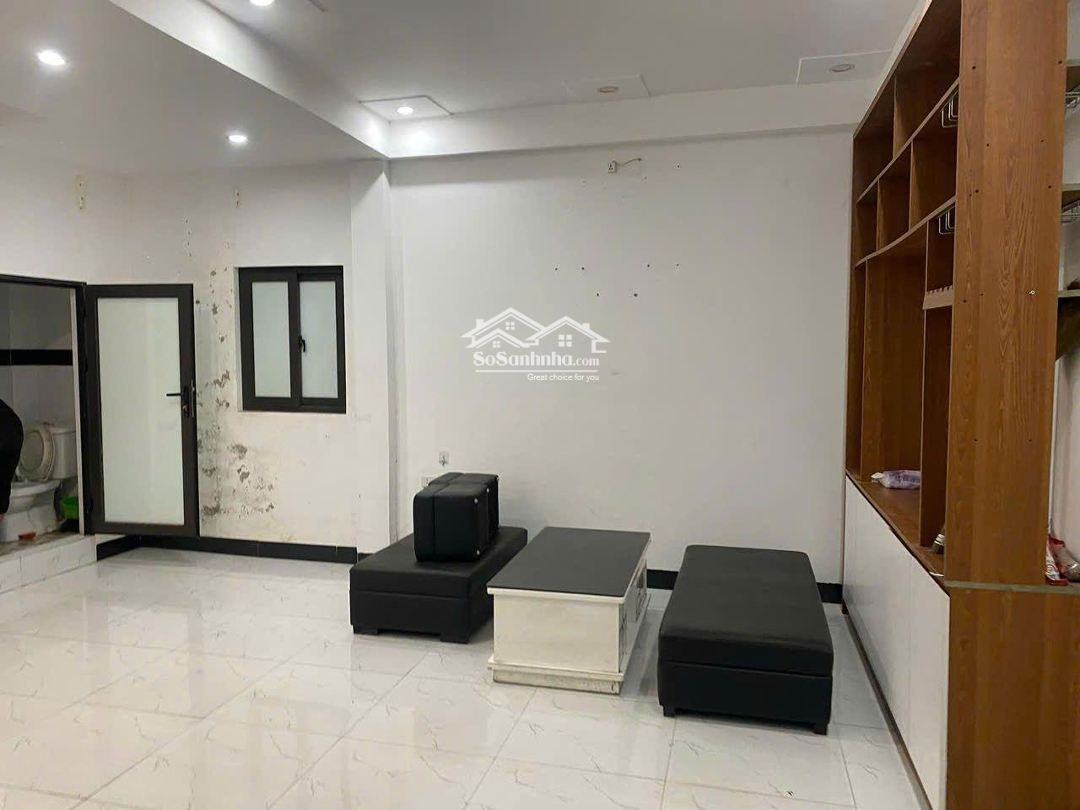 Cho Thuê Nhà Riêng Ngõ 145 Phúc Lợi
Đầy Đủ Nội Thất 33Mx3 Tầng Đầy Đủ Nội Thất 6 Triệu/Tháng