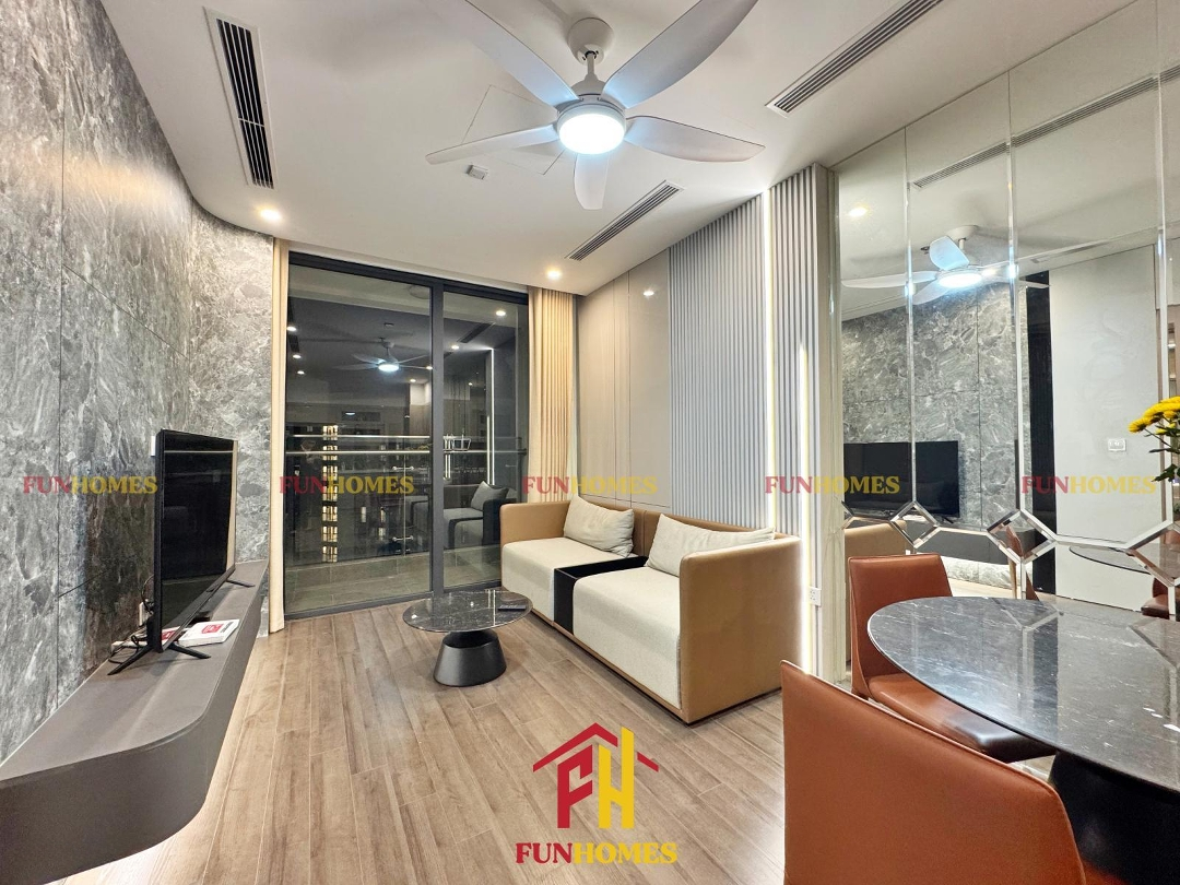Cho Thuê Căn Hộ Vinhomes Symphony, Thiết Kế 2 Phòng Ngủ 2 Vệ Sinh Hoàn Thiện Full Đồ Hiện Đại, Cao Cấp