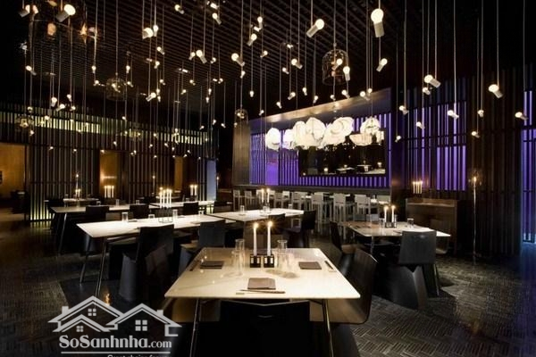 Hot! Cho Thuê Showroom Vip Nhất Quận Hoàn Kiếm. Mặt Tiền 25M Diện Tích 550M2 Sử Dụng. Giá Thuê 4Xx