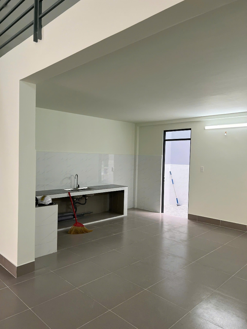 Cho Thuê Xưởng Mới 100% Đường Đông Hưng Thuận, Quận 12. Chỉ 17 Triệu/Tháng