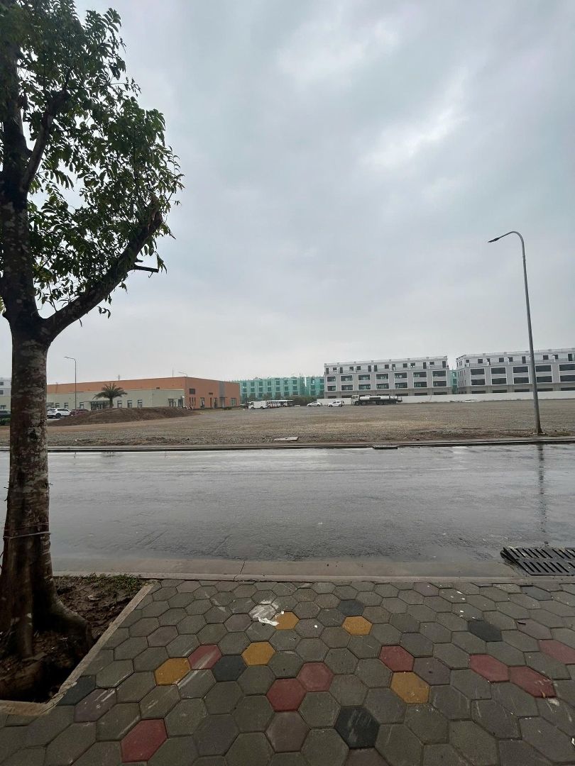 Bán Ipo Căn Shop Liền Kề Vinhomes Royal Island Vũ Yên
Kinh Đô 1.28