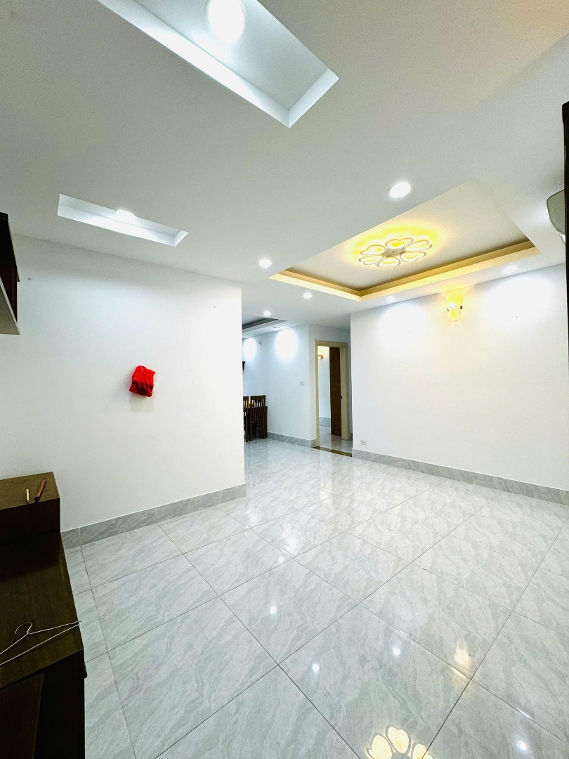 Cần Bán Chung Cư Trung Tâm Quận Cầu Giấy Full Nội Thất