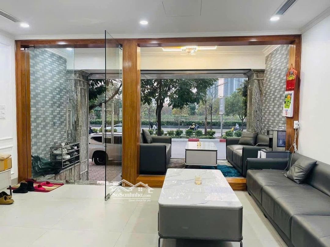 Chính Chủ Bán Nhà Mặt Phố Trần Vỹ,Diện Tích60M2 Xmặt Tiền5M, 7T Thang Máy, Vị Trí Đẹp, View Hồ, Vỉa Hè Rộng