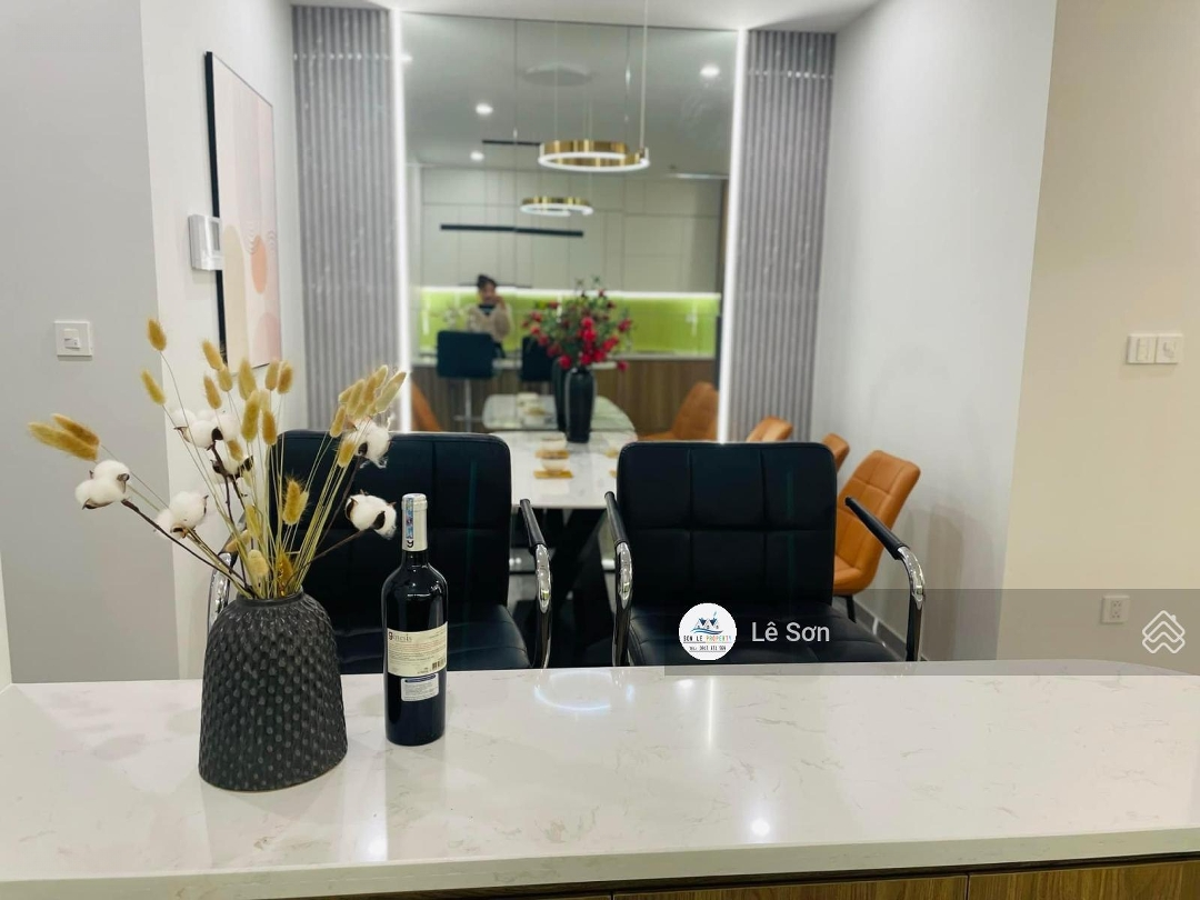 Hiếm - Cho Thuê Căn Hộ 96M2, 2 Phòng Ngủ Full Đồ Siêu Đẹp Tại Tháp Thiên Niên Kỷ, Vào Ngay