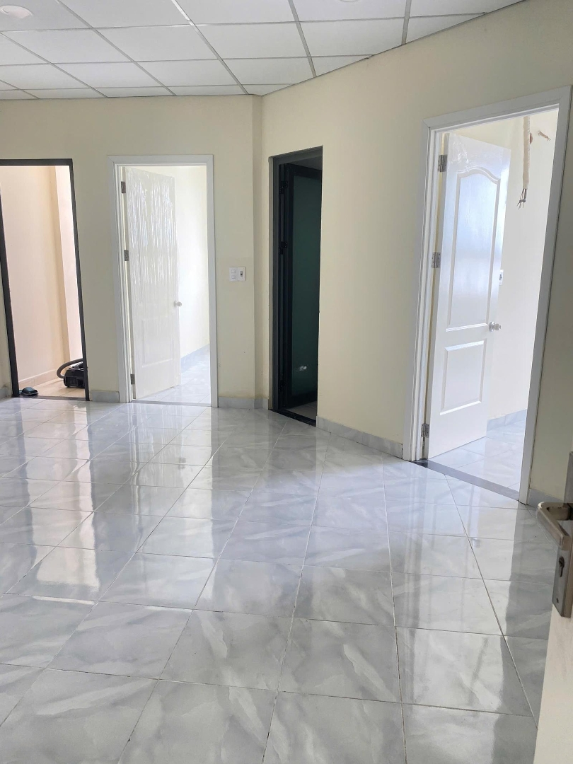 Cho Thuê Căn Hộ 1Pn 1 Vệ Sinh Diện Tích 38M, Giá 3,4 Triệu/Tháng.
Tầng 16 Có Sẵn Tủ Lạnh , Máy Giặt, Máy Lọc