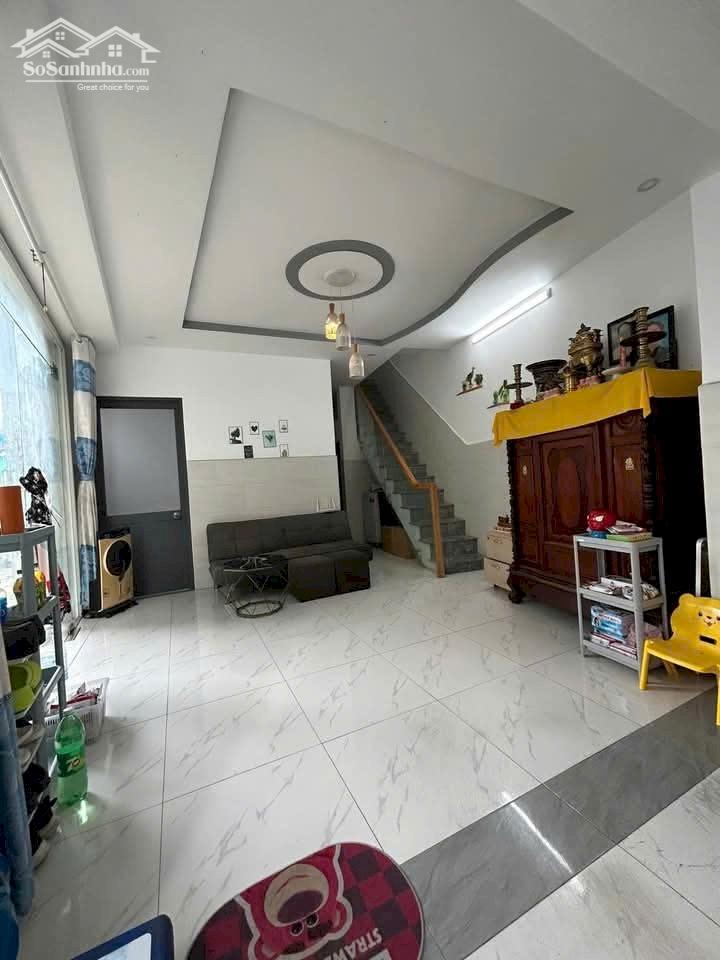 Nhà sổ riêng thổ cư 1 lầu 1 trệt 1.8 tỷ/45 m 2, đường thông