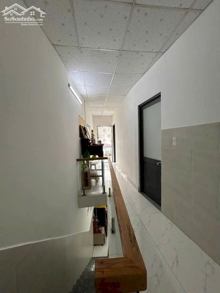 Nhà sổ riêng thổ cư 1 lầu 1 trệt 1.8 tỷ/45 m 2, đường thông