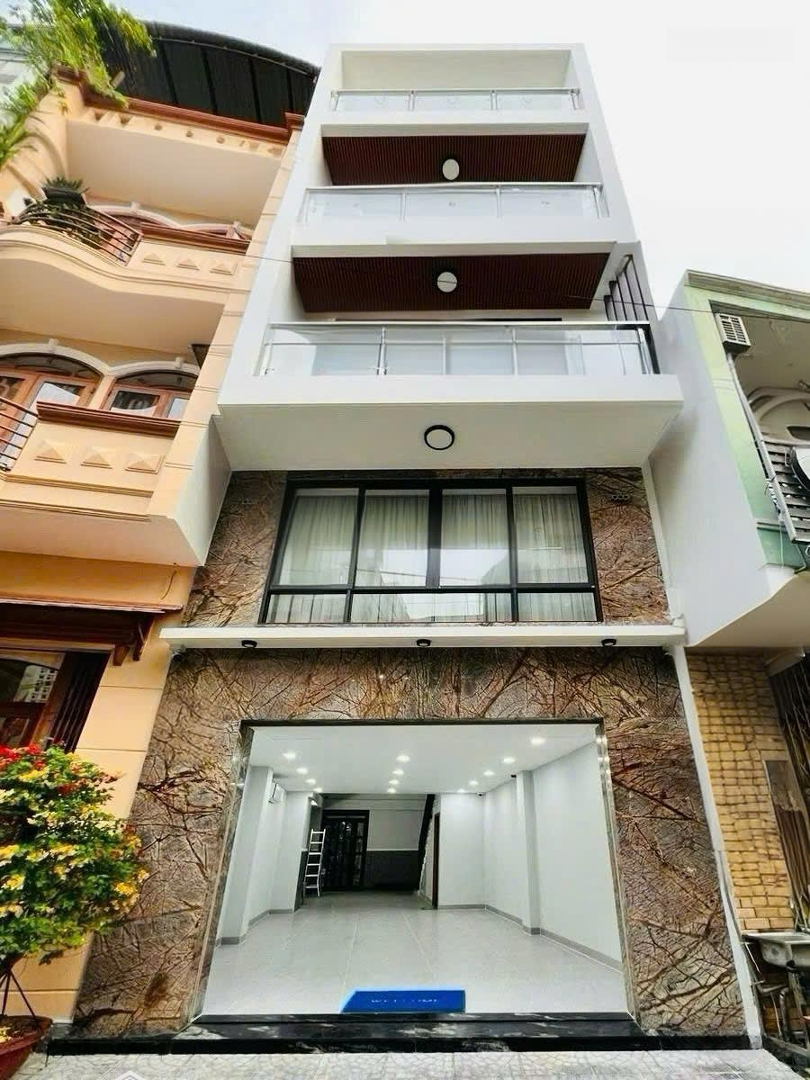 Cho Thuê Nhà Mới Sàn Gỗ Tại Khu Mặt Tiền Phan Xích Long, Phường 2, Phú Nhuận