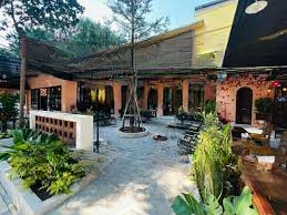 Cho Thuê Nhà Mặt Phố Ngã Tư Cổ Bi 900M2, Giá Bán 120 Triệu,Mặt Tiền13M