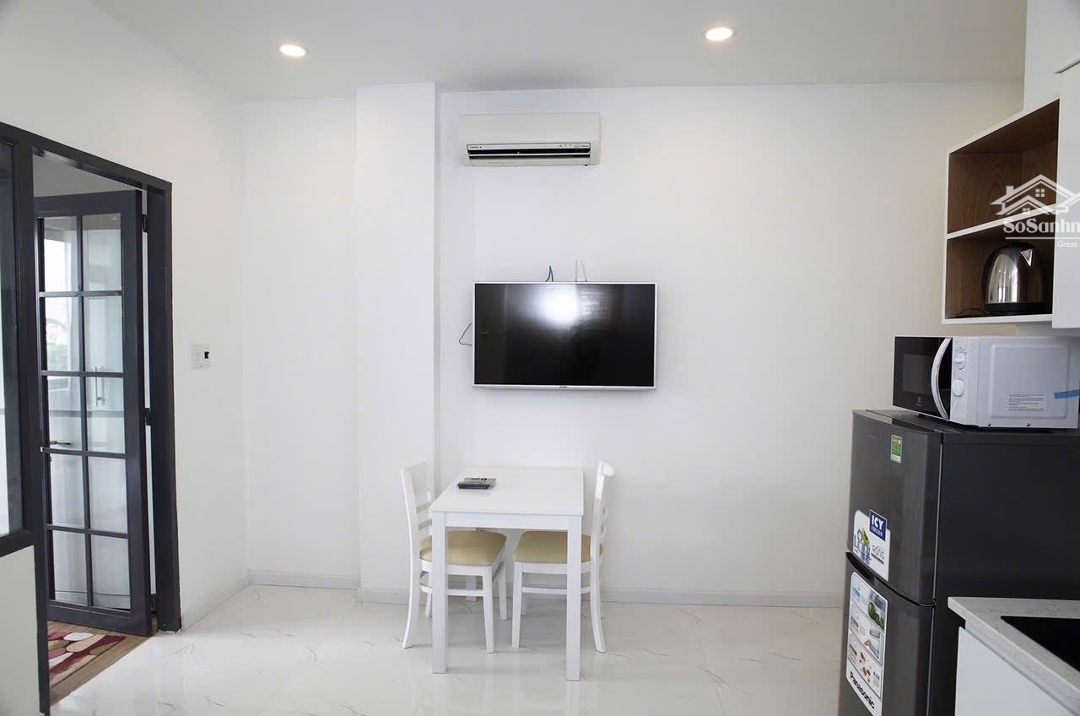 Căn Hộ 1 Phòng Ngủcực Sang Nhiều Ánh Sáng Tự Nhiên Ngay Cầu Nguyễn Văn Cừ