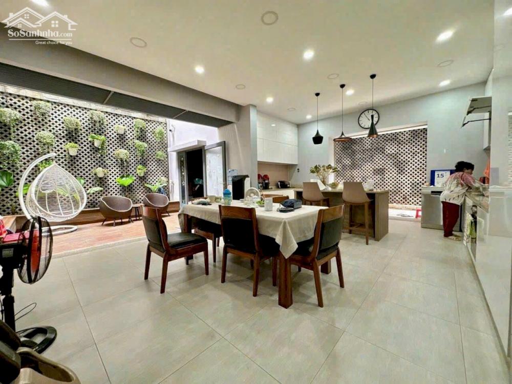 Giá ngộp rẻ..17 tỷ. Bán biệt thự 2 lầu siêu đẹp khu D2D P. Thống Nhất. 200m2.