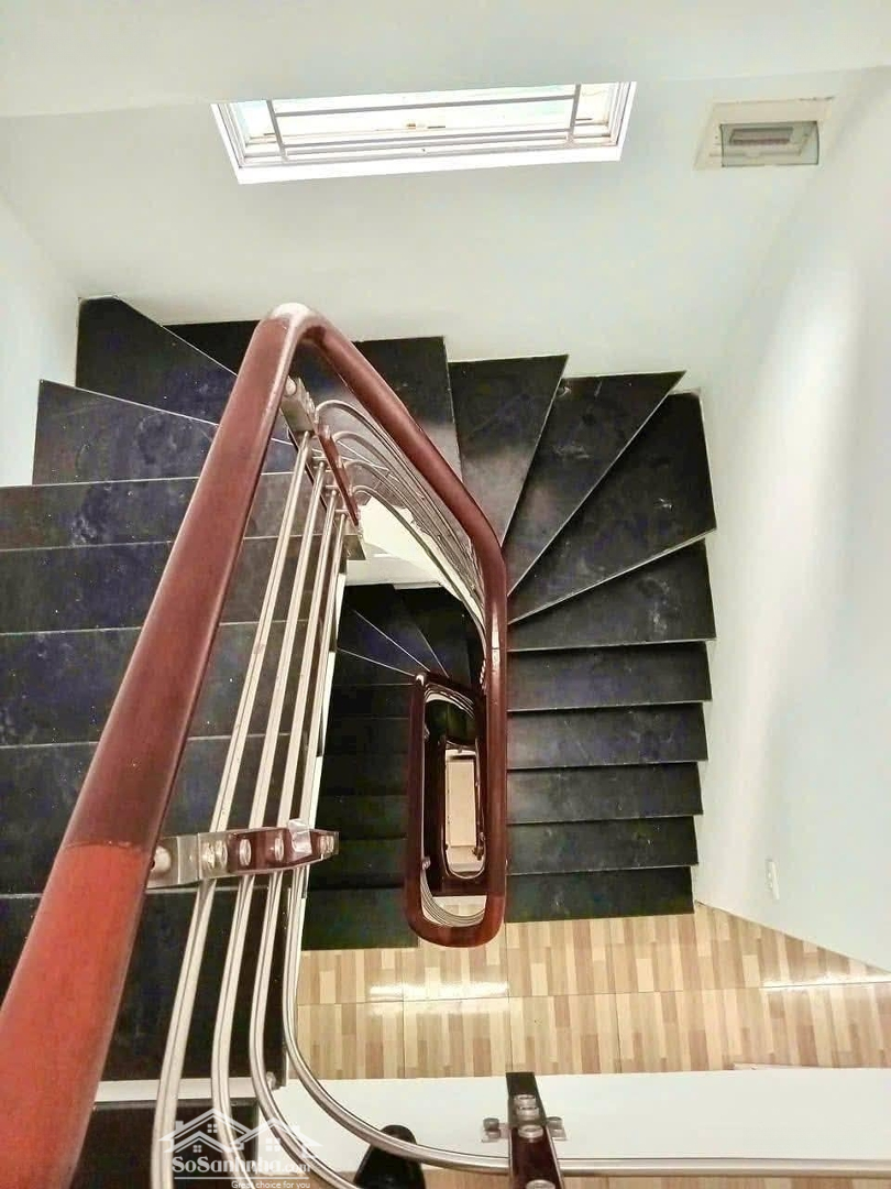 Giá Ngon Nhất, Nhà 40M2 4 Tầng Dân Xây, 2 Thoáng Trước Sau, Cách Ô Tô 30M, Ngay Hồ Mậu Lương.
